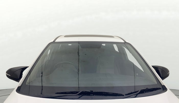 2018 Hyundai Verna 1.6 VTVT SX O, Petrol, Manual, 70,816 km, Front Windshield