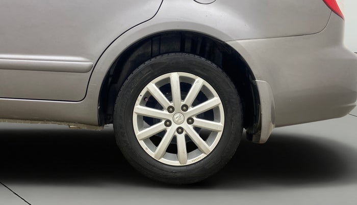 2013 Maruti SX4 ZXI, Petrol, Manual, 77,330 km, Left Rear Wheel