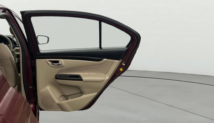 2017 Maruti Ciaz DELTA 1.4 MT PETROL, Petrol, Manual, 1,14,218 km, RHS Rear Door