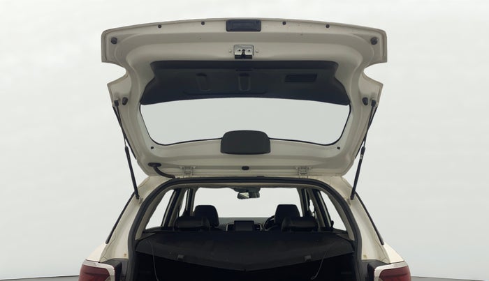 2022 Hyundai VENUE SX 1.0 TURBO, Petrol, Manual, 58,032 km, Boot Door Open