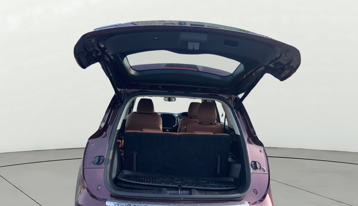 2020 MG HECTOR PLUS SHARP 2.0 DIESEL TURBO MT 6-STR, Diesel, Manual, 35,418 km, Boot Door Open