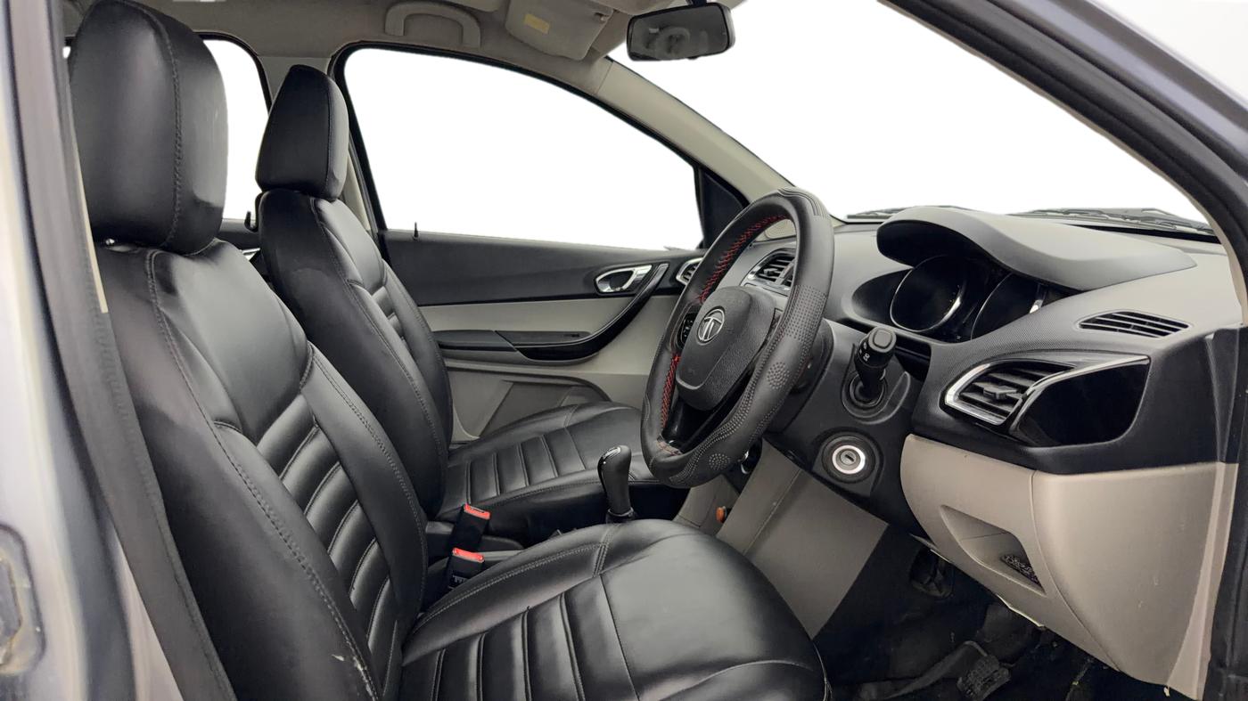 2018 Tata Tiago XZ PETROL, Petrol, Manual, 78,580 km, Right Side Front Door Cabin
