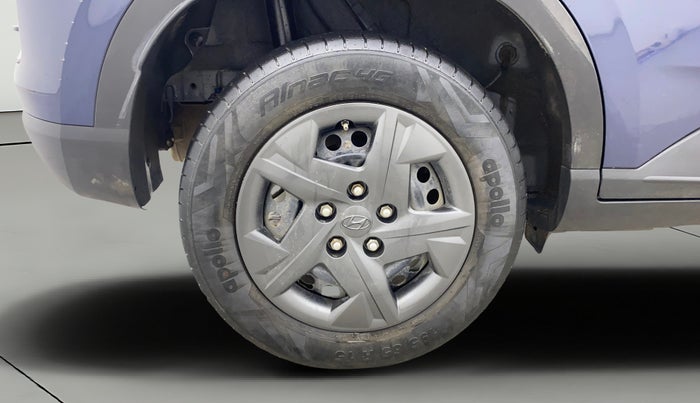 2023 Hyundai VENUE SX 1.2 PETROL, Petrol, Manual, 17,044 km, Right Rear Wheel