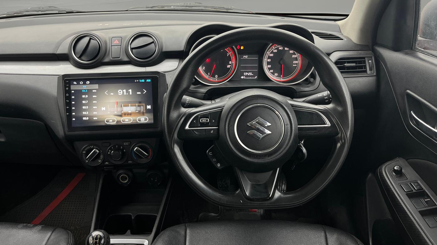 2018 Maruti Swift VXI, Petrol, Manual, 59,419 km, Steering Wheel Close Up