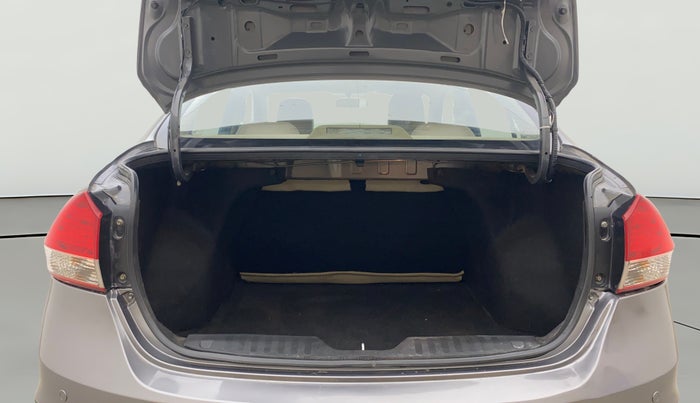 2016 Maruti Ciaz VDI+ SHVS, Diesel, Manual, 1,18,363 km, Boot Open Zoomed View