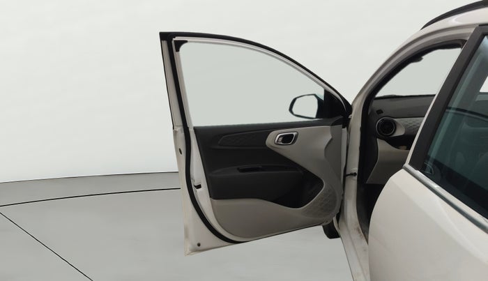 2020 Hyundai GRAND I10 NIOS SPORTZ AMT 1.2 KAPPA VTVT, Petrol, Automatic, 53,521 km, LHS Front Door