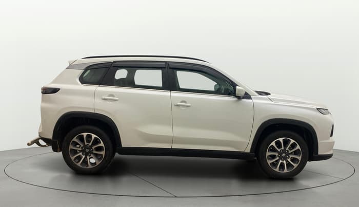 2023 Maruti Grand Vitara ALPHA SMART HYBRID AT, Petrol, Automatic, 63,790 km, Right Side View