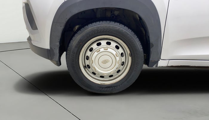 2018 Mahindra KUV 100 NXT K2 P 6 STR, Petrol, Manual, 39,378 km, Left Front Wheel