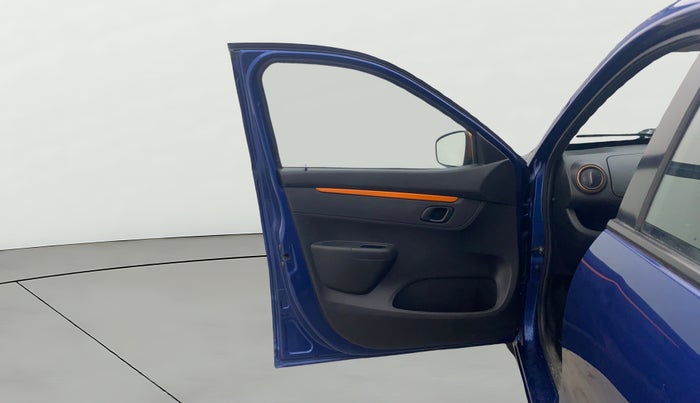 2017 Renault Kwid CLIMBER 1.0 AMT, Petrol, Automatic, 49,297 km, LHS Front Door