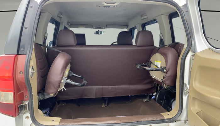 2016 Mahindra TUV300 T8, Diesel, Manual, 1,19,569 km, Boot Open Zoomed View