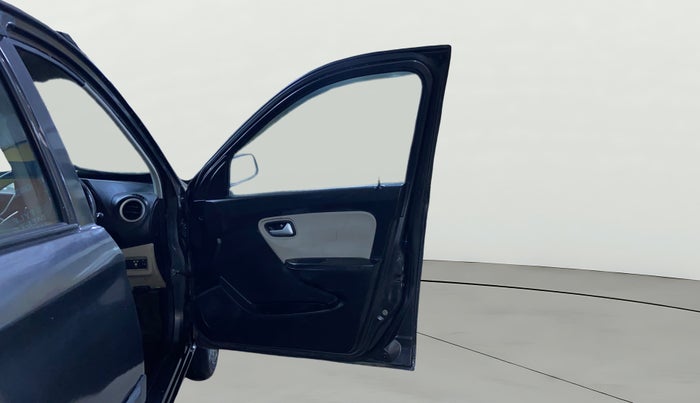 2019 Maruti Alto LXI CNG, CNG, Manual, 97,707 km, RHS Front Door