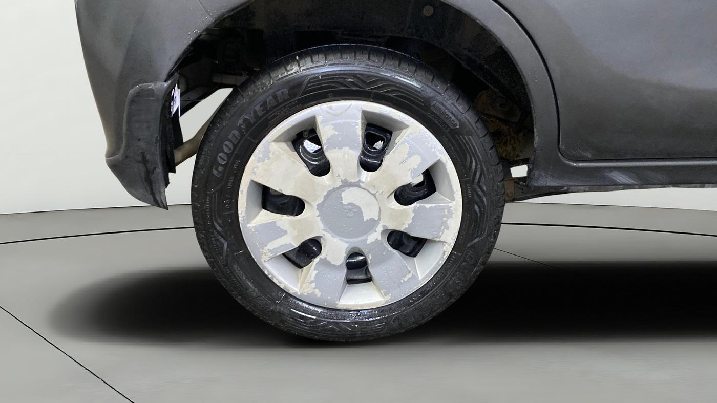 2015 Maruti Alto K10 VXI AMT, Petrol, Automatic, 85,113 km, Right Rear Wheel