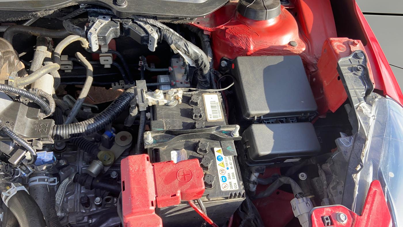 2024 Maruti Swift VXi (O), Petrol, Manual, 30,500 km, Engine View - Left