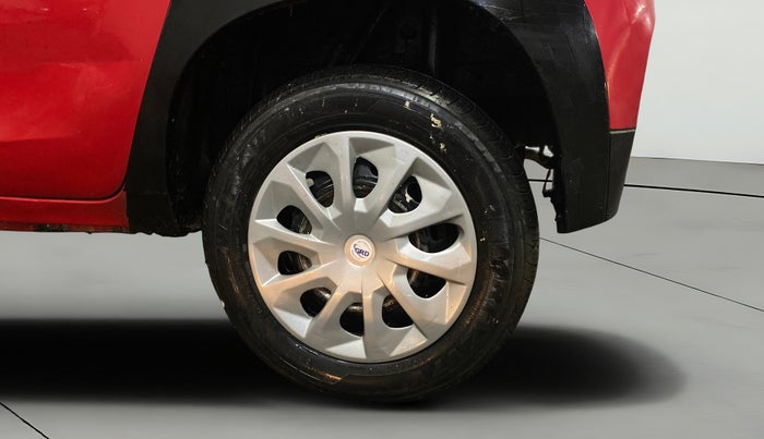 2019 Mahindra KUV 100 NXT K2 P 6 STR, Petrol, Manual, 70,016 km, Left Rear Wheel