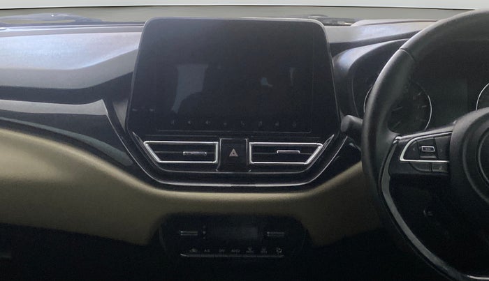 2025 Toyota Glanza V AMT, Petrol, Automatic, 8,878 km, Air Conditioner