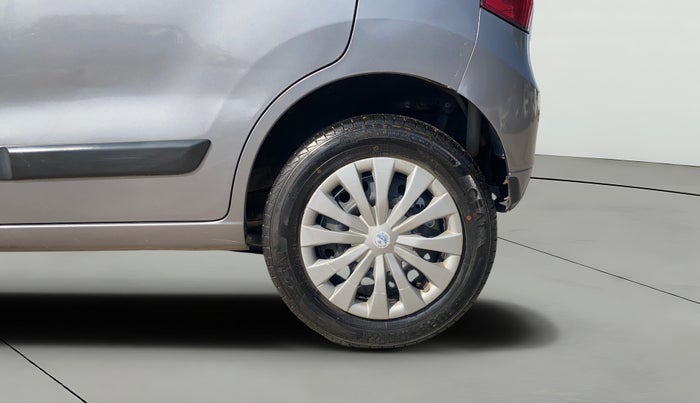 2017 Maruti Wagon R 1.0 VXI AMT, Petrol, Automatic, 27,381 km, Left Rear Wheel