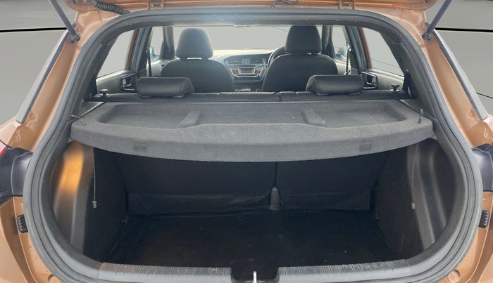 2015 Hyundai i20 Active 1.4 SX, Diesel, Manual, 70,946 km, Boot Open Zoomed View