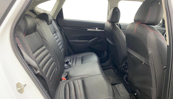 2021 KIA SELTOS HTE 1.5 PETROL, Petrol, Manual, 18,172 km, Right Side Rear Door Cabin