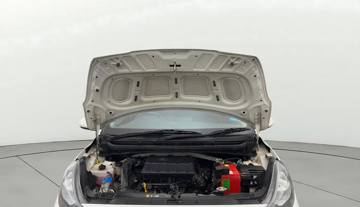 2023 Hyundai GRAND I10 NIOS MAGNA 1.2 KAPPA VTVT, Petrol, Manual, 32,543 km, Open Bonet