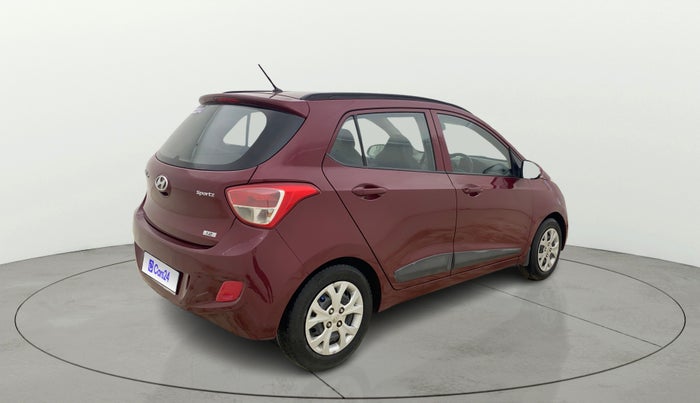 2015 Hyundai Grand i10 SPORTZ 1.2 KAPPA VTVT, CNG, Manual, 1,32,775 km, Right Back Diagonal