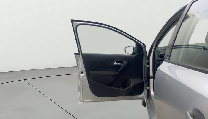 2017 Volkswagen Polo HIGHLINE1.2L, Petrol, Manual, 53,792 km, LHS Front Door