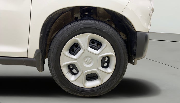 2022 Maruti S PRESSO VXI (O) CNG, CNG, Manual, 61,418 km, Right Front Wheel