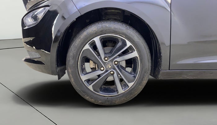 2023 Tata ALTROZ XZA PLUS DARK EDTION, Petrol, Automatic, 39,430 km, Left Front Wheel