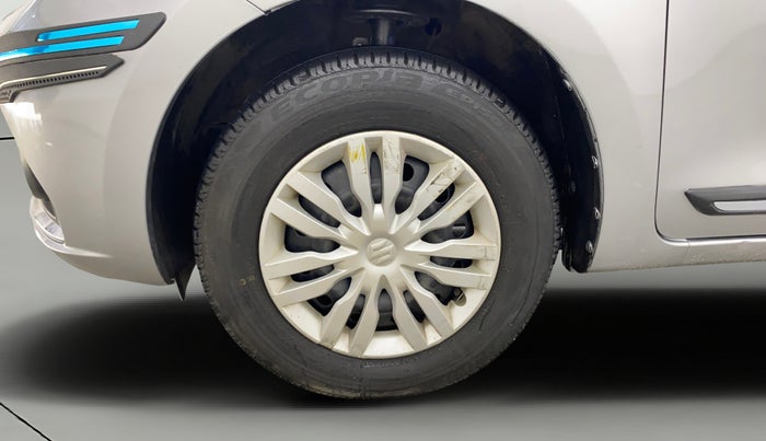 2023 Maruti Dzire VXI AMT, Petrol, Automatic, 29,705 km, Left Front Wheel