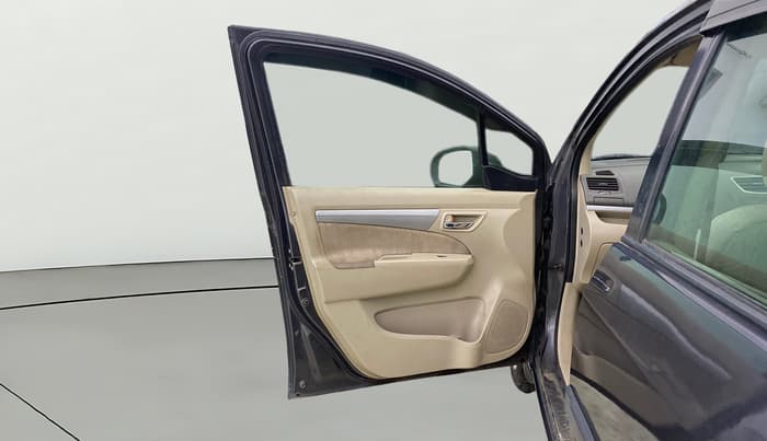 2015 Maruti Ertiga VXI CNG, CNG, Manual, 1,27,916 km, LHS Front Door