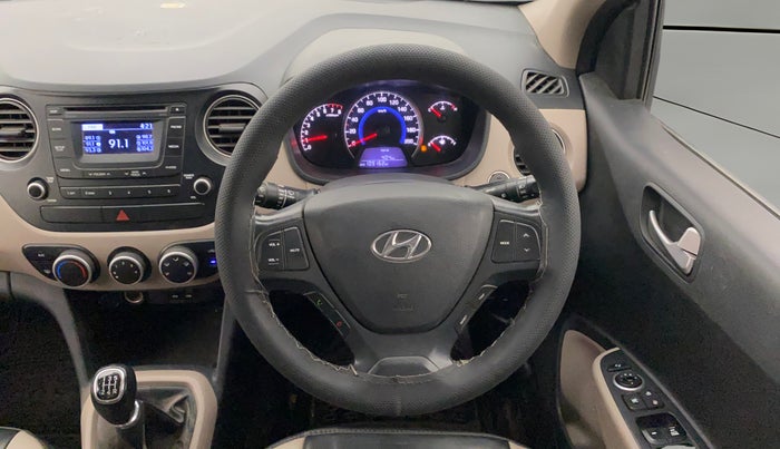 2015 Hyundai Grand i10 ASTA (O) 1.2 KAPPA VTVT, Petrol, Manual, 1,09,122 km, Steering Wheel Close Up