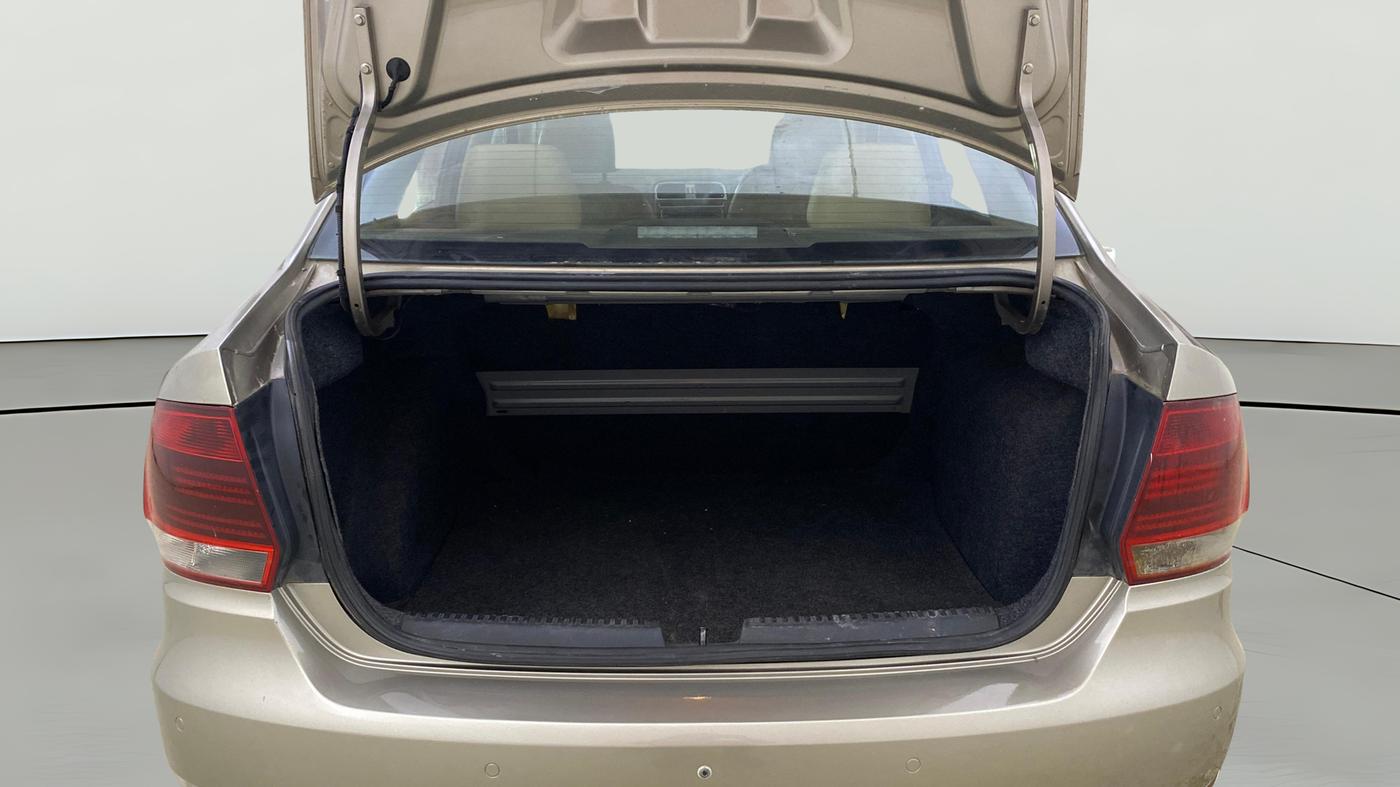 2016 Volkswagen Vento HIGHLINE PETROL AT, Petrol, Automatic, 48,241 km, Boot Open Zoomed View
