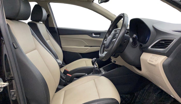 2019 Hyundai Verna 1.6 VTVT SX O, Petrol, Manual, 63,763 km, Right Side Front Door Cabin