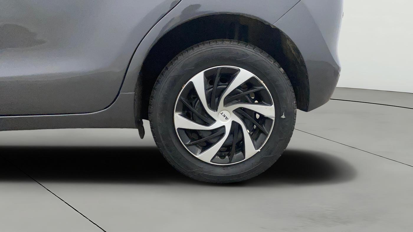 2016 Maruti Baleno DELTA PETROL 1.2, Petrol, Manual, 66,499 km, Left Rear Wheel