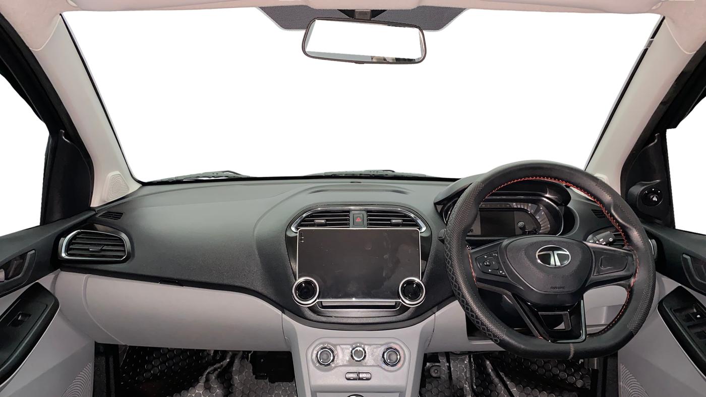 2024 Tata Tiago XT (O) PETROL, Petrol, Manual, 7,625 km, Dashboard