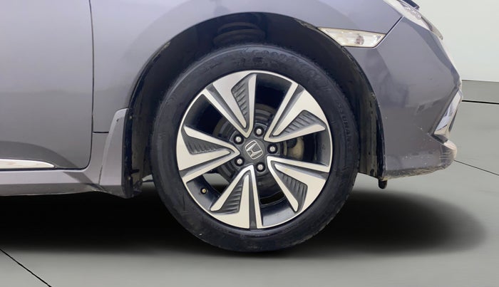 2019 Honda Civic 1.8L I-VTEC ZX CVT, Petrol, Automatic, 1,15,018 km, Right Front Wheel
