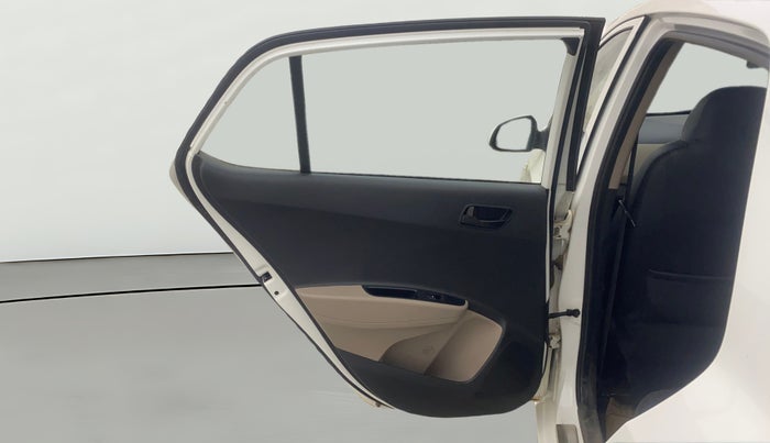 2017 Hyundai Grand i10 MAGNA AT 1.2 KAPPA VTVT, Petrol, Automatic, 17,014 km, LHS Rear Door