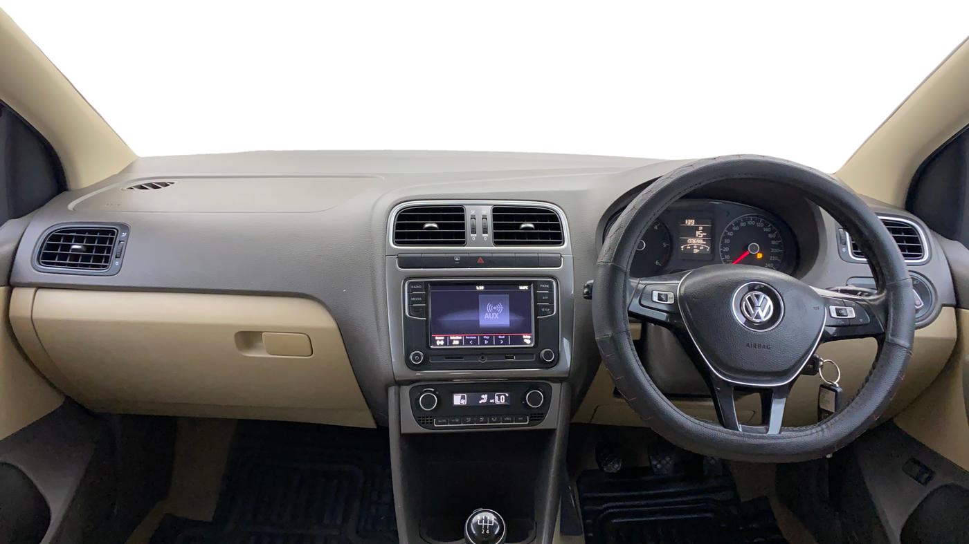 2019 Volkswagen Vento HIGHLINE DIESEL 1.5, Diesel, Manual, 1,33,655 km, Dashboard