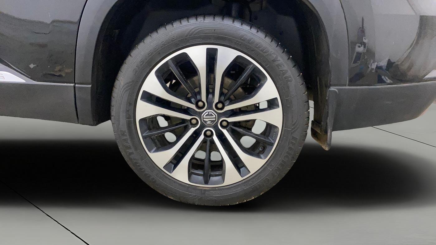 2021 MG HECTOR PLUS SHARP 2.0 DIESEL TURBO MT 6-STR, Diesel, Manual, 1,07,362 km, Left Rear Wheel