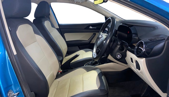 2022 Skoda SLAVIA STYLE 1.5L TSI DSG, Petrol, Automatic, 22,933 km, Right Side Front Door Cabin