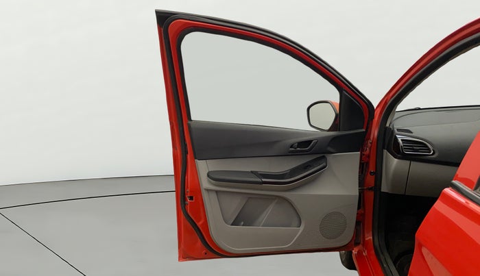 2022 Tata Tiago XT CNG, CNG, Manual, 73,666 km, LHS Front Door