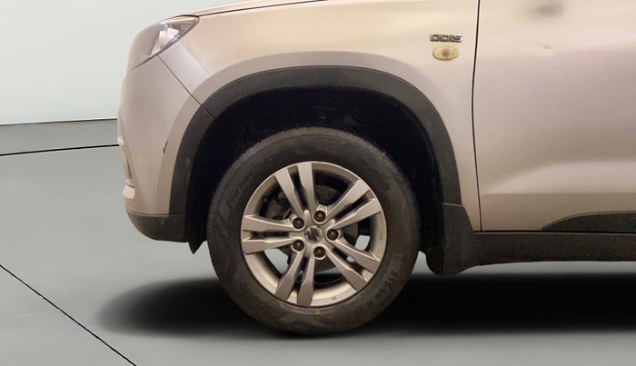 2018 Maruti Vitara Brezza ZDI, Diesel, Manual, 75,896 km, Left Front Wheel
