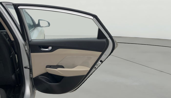 2018 Hyundai Verna 1.6 VTVT SX, Petrol, Manual, 25,790 km, RHS Rear Door