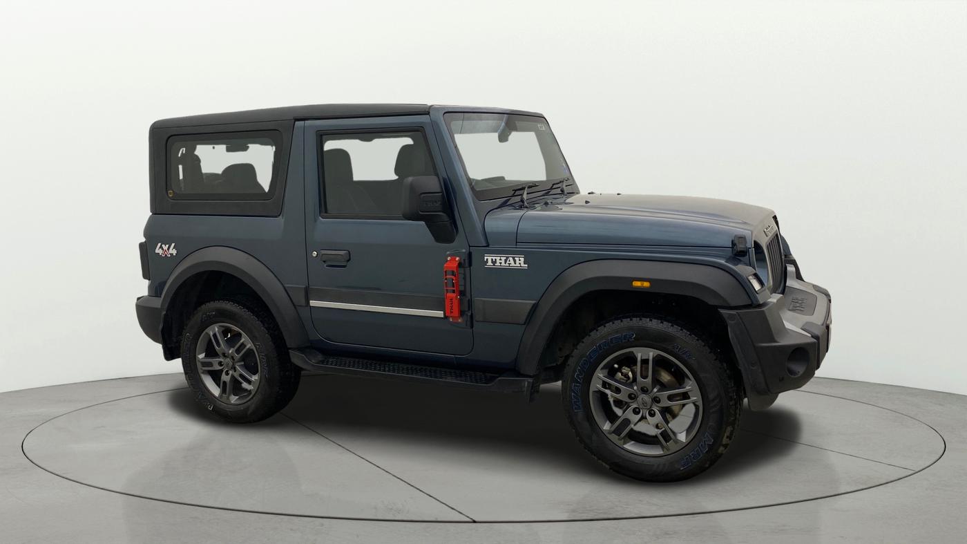 2022 Mahindra Thar LX PETROL HT 4WD AT, Petrol, Automatic, 15,414 km, Right Front Diagonal