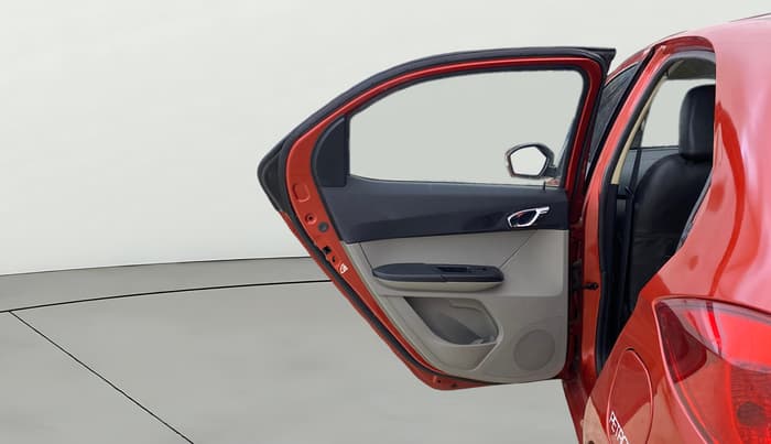 2018 Tata Tiago XZA PETROL, Petrol, Automatic, 27,986 km, LHS Rear Door