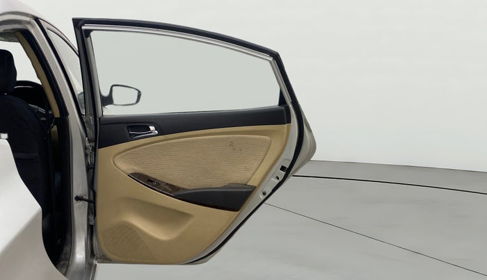 2013 Hyundai Verna FLUIDIC 1.6 VTVT SX, Petrol, Manual, 1,07,943 km, RHS Rear Door