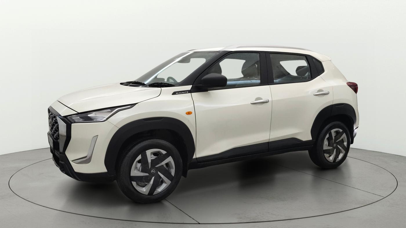 2025 Nissan MAGNITE Visia Plus B4D 1.0 Petrol MT, Petrol, Manual, 15,507 km, Left Front Diagonal