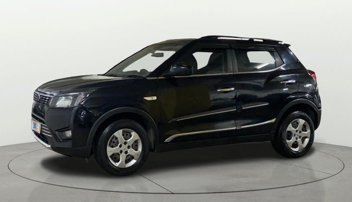 2021 Mahindra XUV300 W6 1.5 Sunroof Diesel, Diesel, Manual, 1,35,953 km, Left Front Diagonal