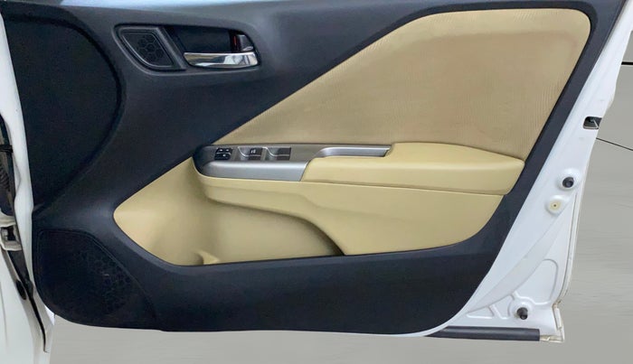 2015 Honda City 1.5L I-VTEC V MT, Petrol, Manual, 76,247 km, Driver Side Door Panels Control