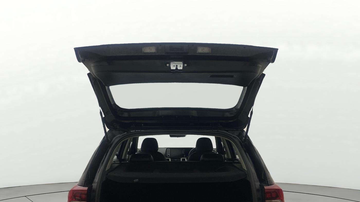 2022 KIA SONET HTX ANNIVERSARY EDITION 1.0 DCT, Petrol, Automatic, 69,630 km, Boot Door Open