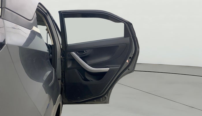 2023 Tata NEXON XMA SUNROOF PETROL, Petrol, Automatic, 21,859 km, RHS Rear Door